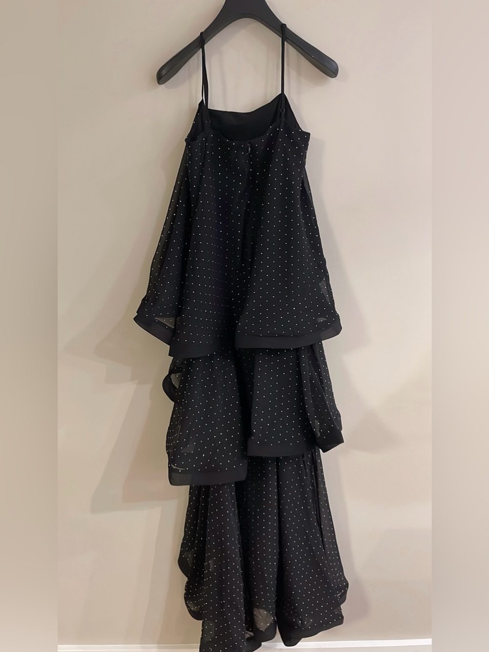 NEW Elliat Moss Tiered Embellished Gown in Black Size S - Picture 9 of 16